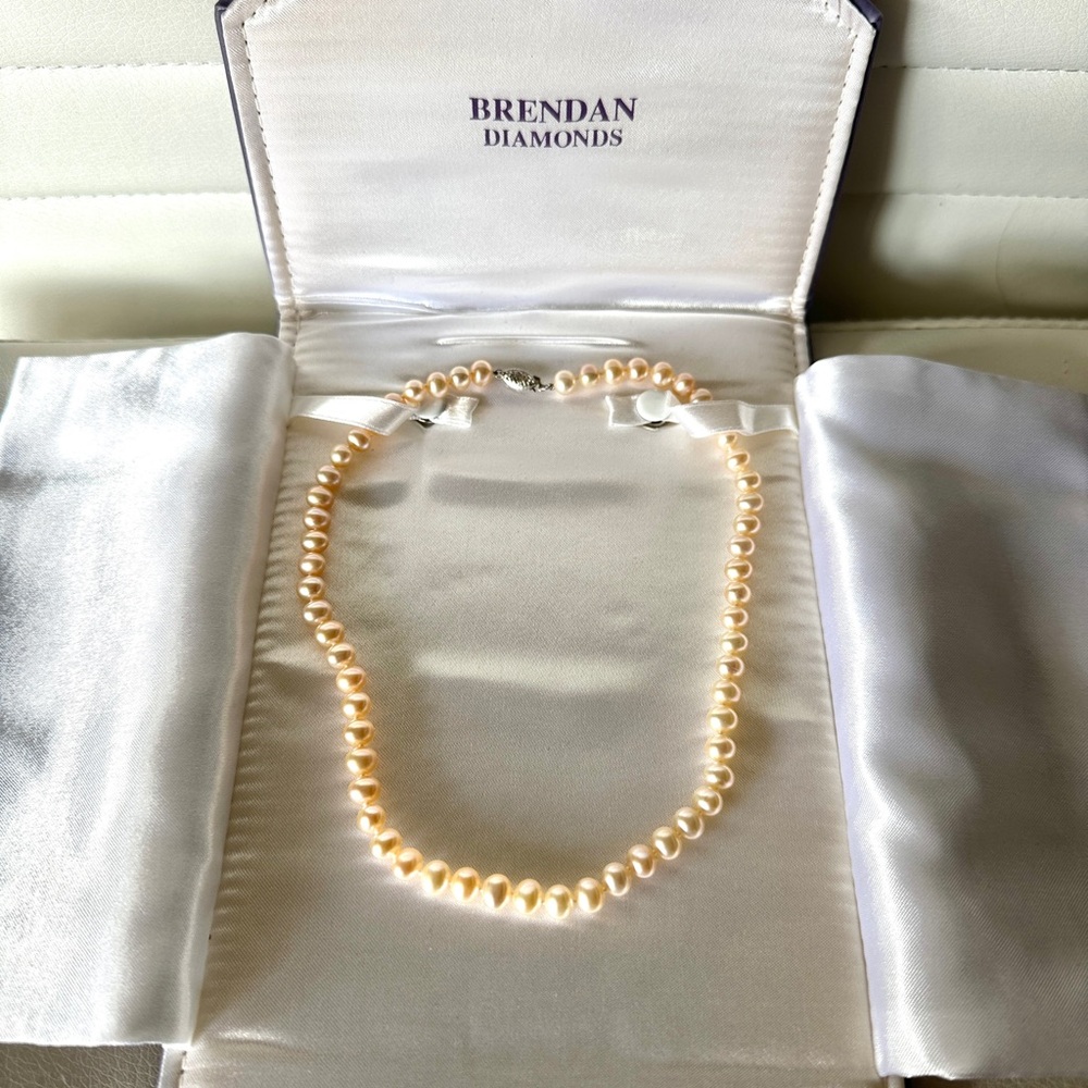 Pink Freshwater Pearl Necklace - Elegant Jewelry
